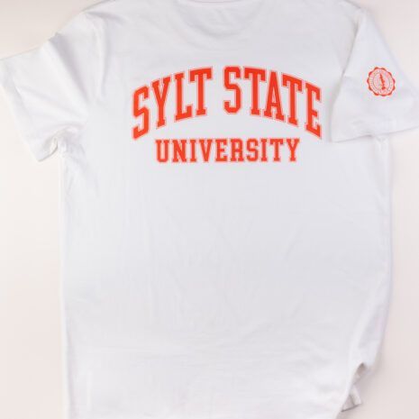 Club Rotes Kliff x Sylt State University T-Shirt von hinten Club Rotes Kliff x Sylt State University T-Shirt von hinten