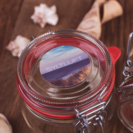 Sylter Luft - Die unverwechselbare Frische der Insel, eingefangen in einem Einmachglas! Sylter Luft - Die unverwechselbare Frische der Insel, eingefangen in einem Einmachglas!