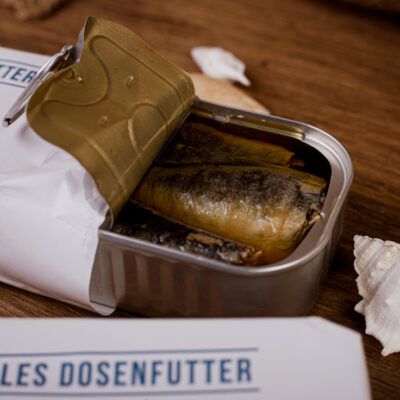 Geiles Dosen-Futter S-Point-Style: Hochwertige Sardinen in Olivenöl im Detail